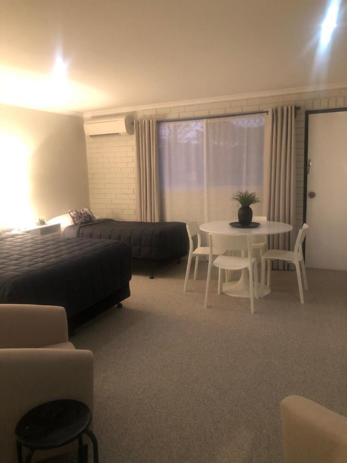 Estelle Kramer Motel Armidale Exteriör bild